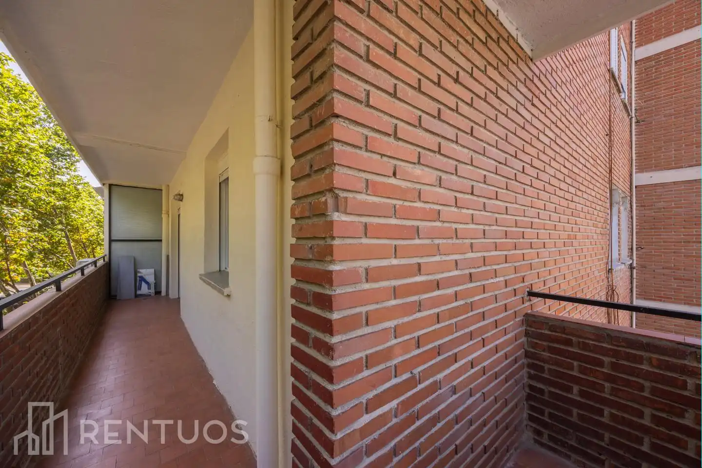 Flat for rent in Calle Parque de Cabañeros, Parque Lisboa - La Paz