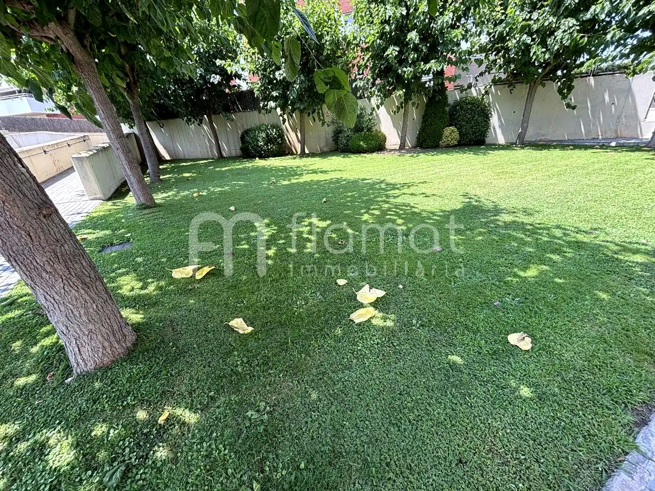 Jardín de Planta baja en venta en Montgat con Aire acondicionado, Calefacción y Parquet