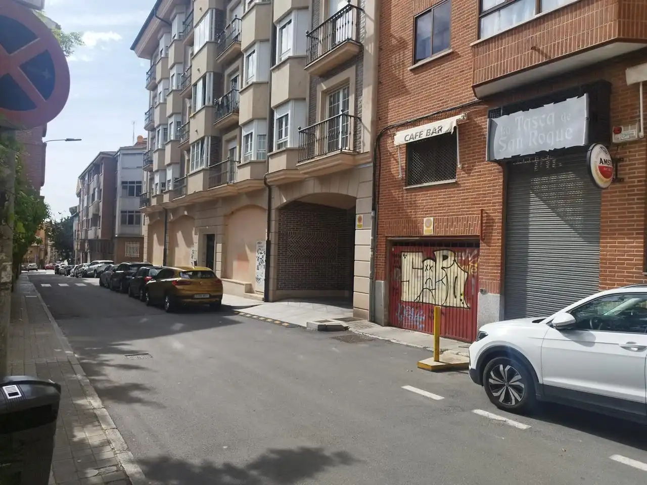 Vista exterior de Garatge en venda en Ávila