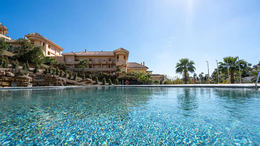 Appartement compact avec piscine à vendre à Nueva Andalucía, imagen 5