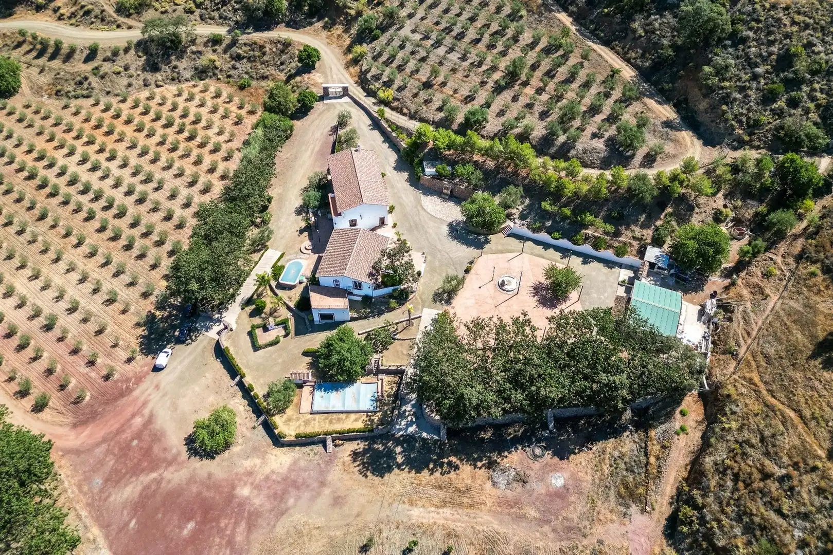 Jardí de Finca rústica en venda en Málaga amb Terrassa