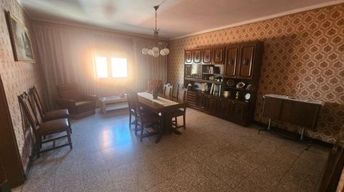 Gran casa de 460 m² con garaje, oficina y dos accesos en Rosselló, imagen 2
