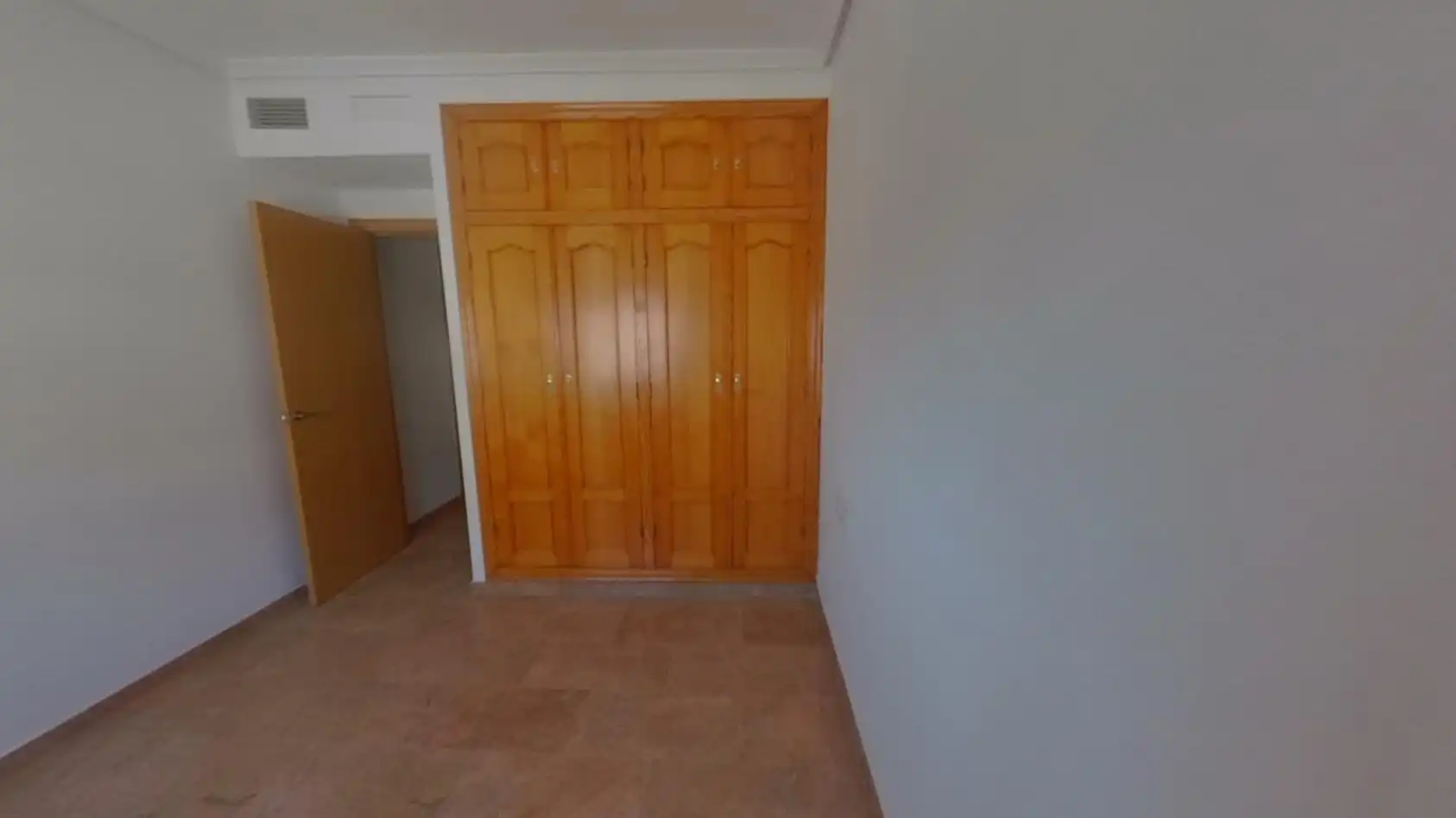 Piso en venta en Av Antonio Machado, Puerto Marina