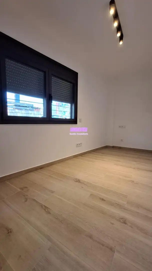Bedroom of Ground floor for sale in Badalona  with Air Conditioner