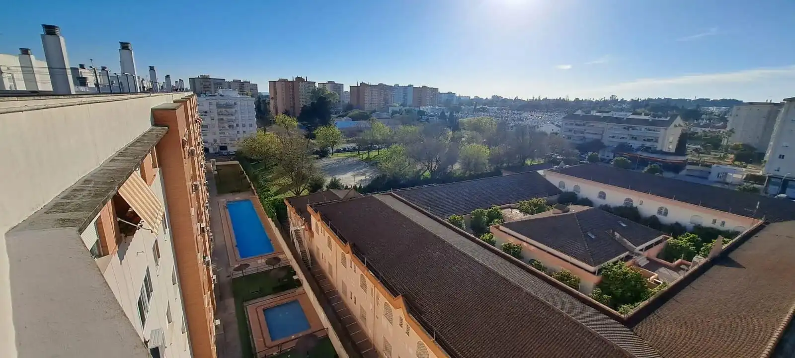 Außenansicht von Erdgeschoss zum Verkauf in Jerez de la Frontera mit Klimaanlage, Heizung und Privatgarten