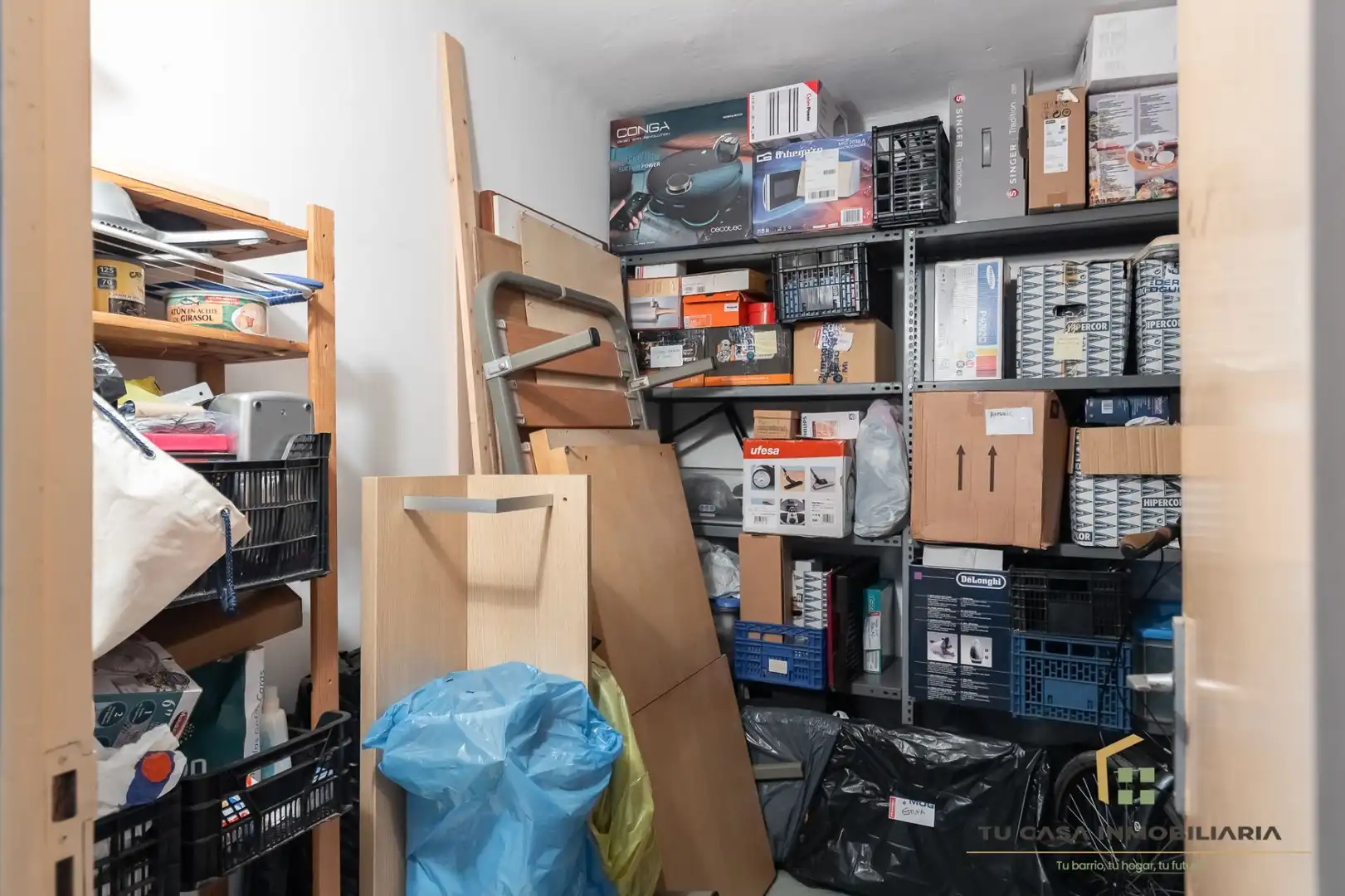 Flat for sale in Badalona  with Air Conditioner, Heating and Storage room