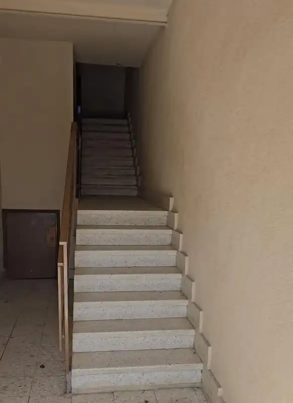 Piso en venta en Navaluenga con Calefacción, Terraza y Balcón