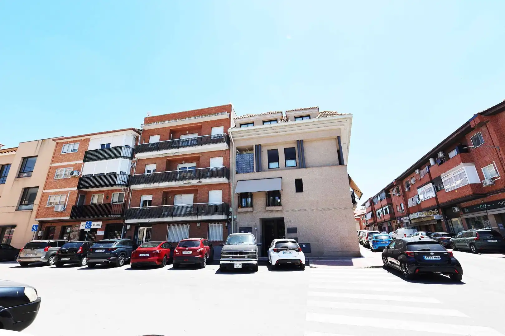 Exterior view of Duplexes for sale in Velilla de San Antonio  with Heating, Terrace and Storage room