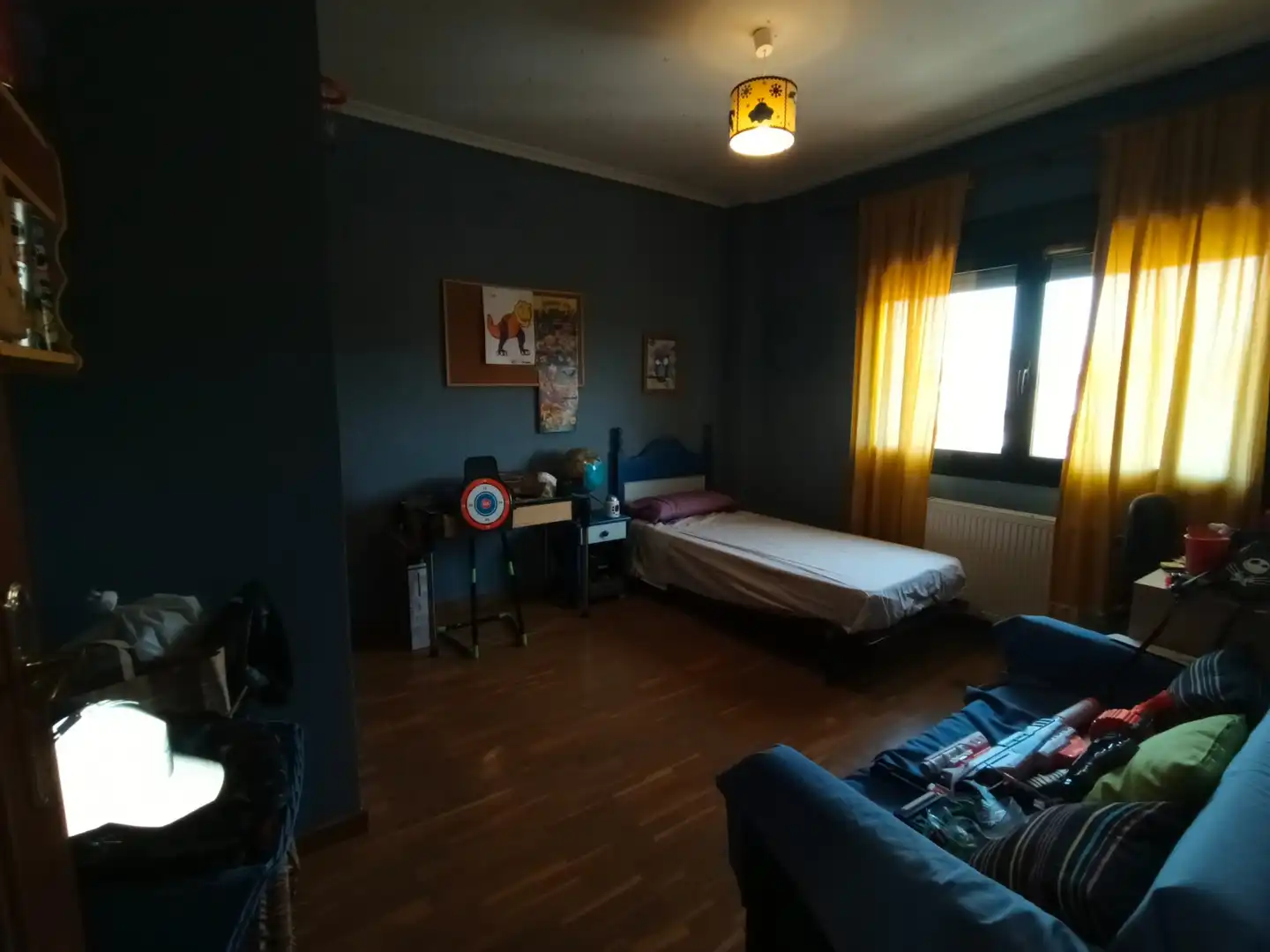 Dormitori de Casa adosada en venda en Cáceres amb Parquet i Traster