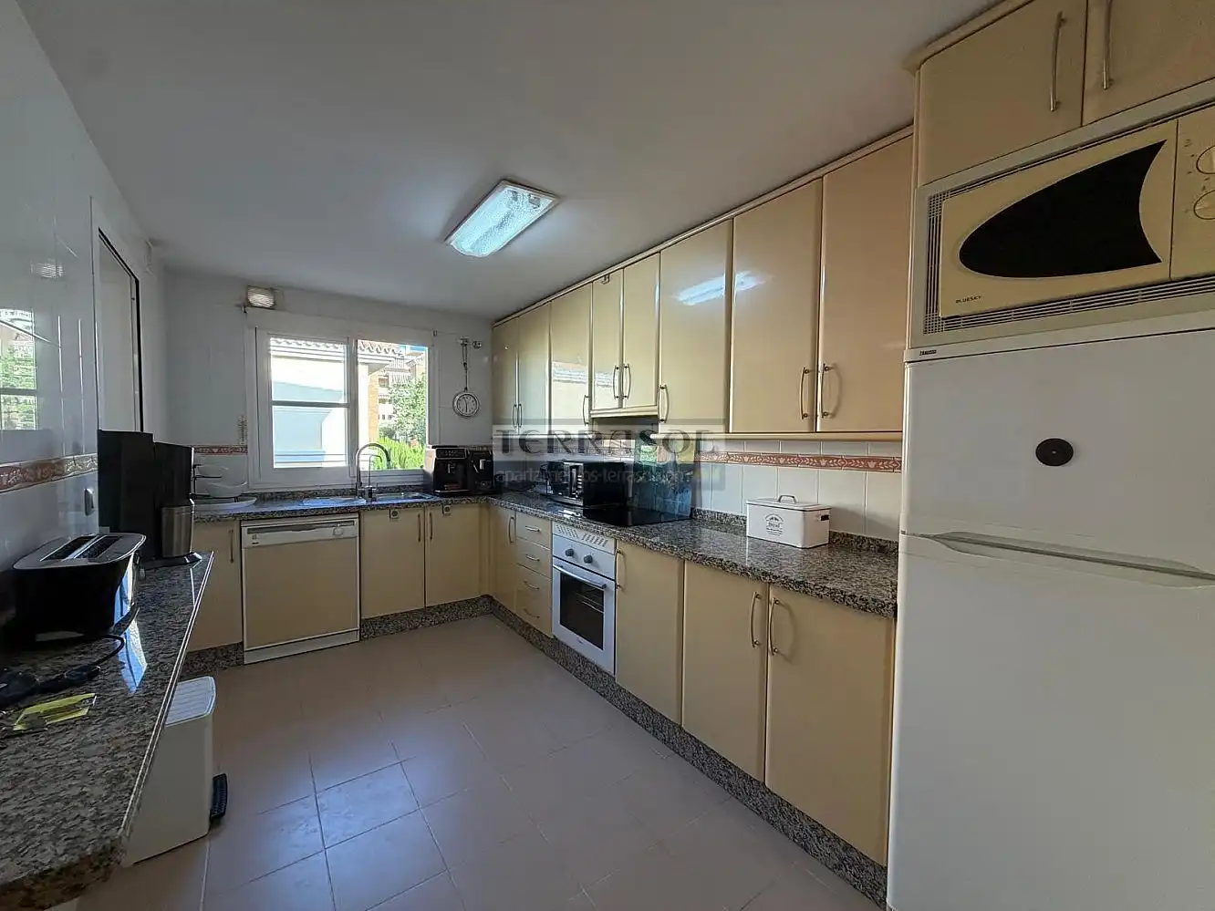Apartamento con piscina en venta en Caleta de Vélez, imagen 8