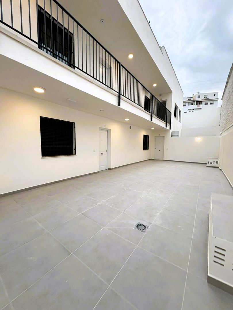 Apartment for sale in Calle Higueras, Los Almendros - El Limonero - El Tomillar