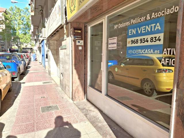 Local comercial en Venta en Calle Pintor Joaquín en San Antón