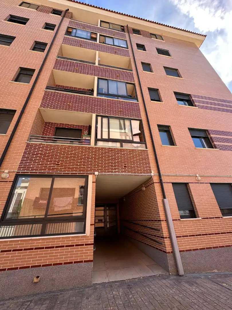 Flat with terrace for sale in Calle Jorge Juan 14, imagen 2