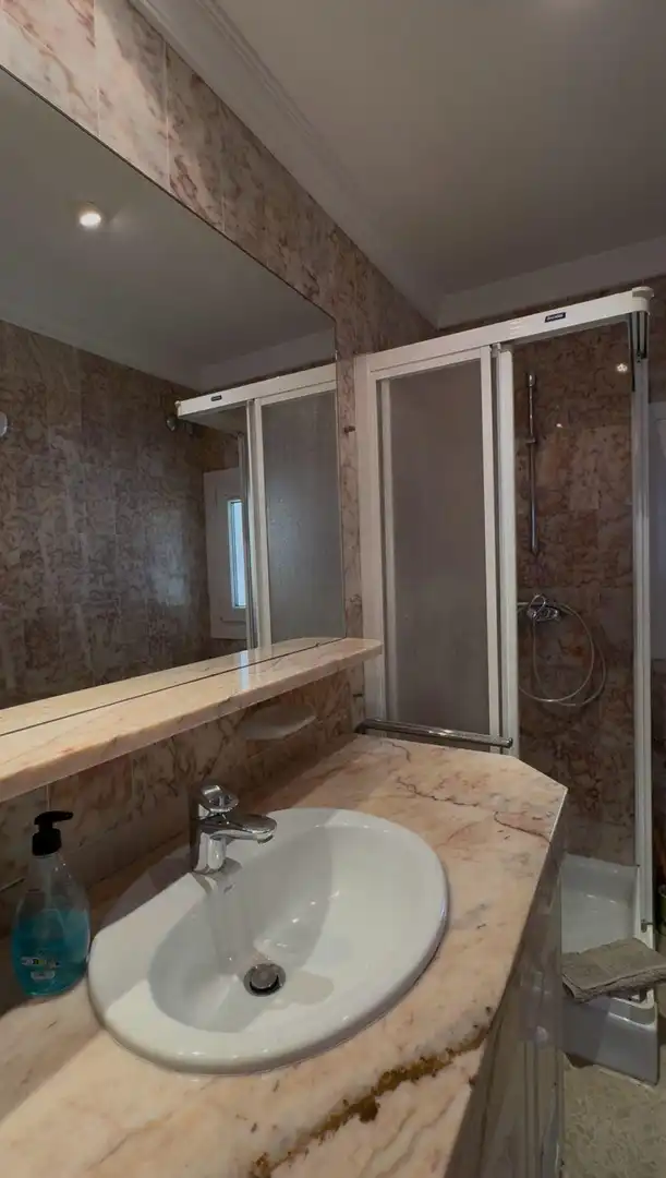 Bany de Apartament en venda en Oliva