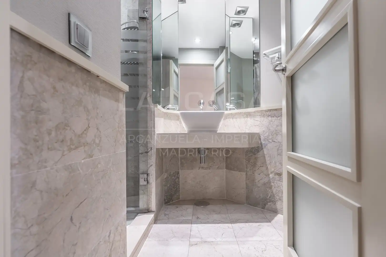 Baño de Piso en venta en Madrid con Calefacción