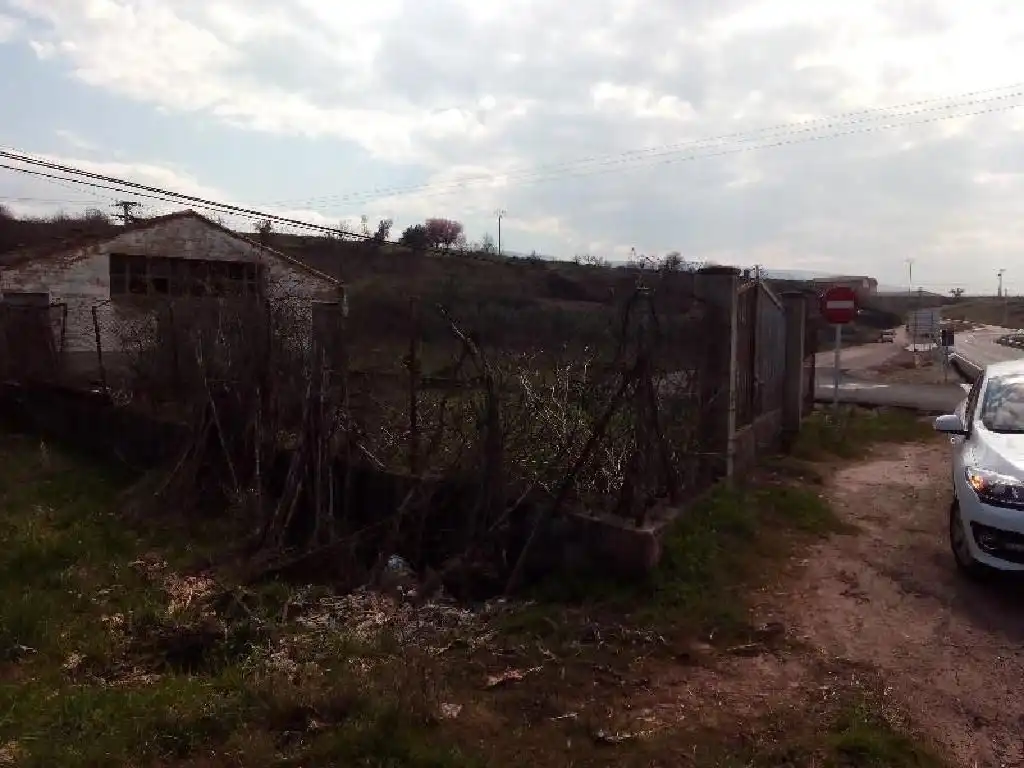 Terreno en venta en Arenzana de Abajo