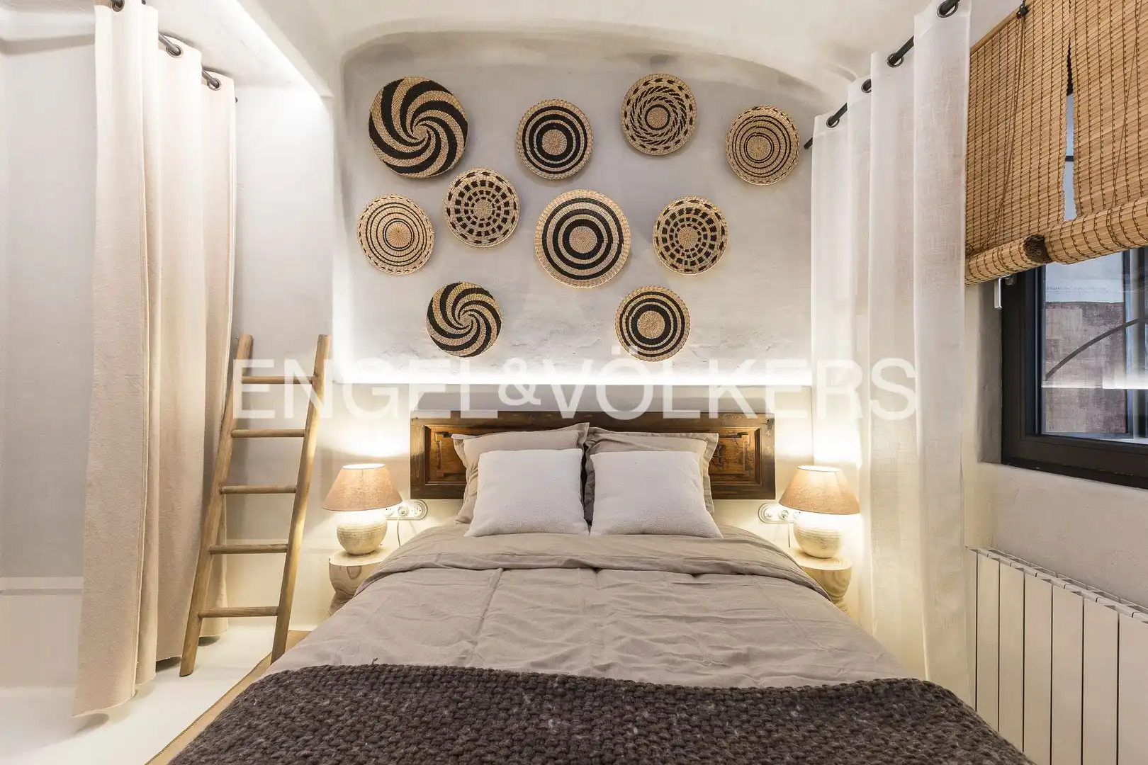Attic for sale in Sants