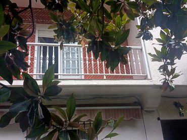 Casa pareada con balcón en venta en Calle Sotileza 5