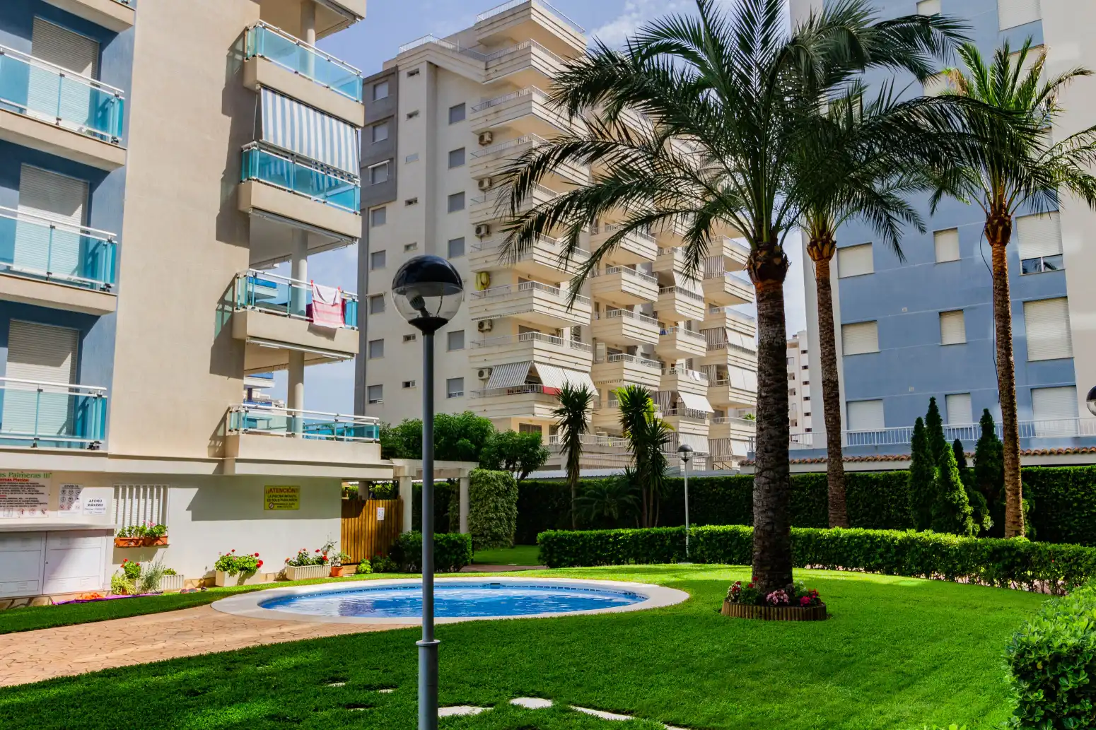 Vista exterior de Pis en venda en Gandia amb Aire condicionat, Calefacció i Jardí privat