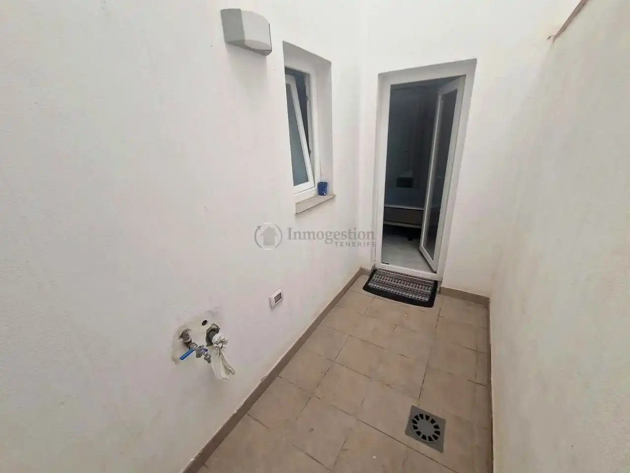 Balcony of Ground floor for sale in Granadilla de Abona  with Storage room and Furnished