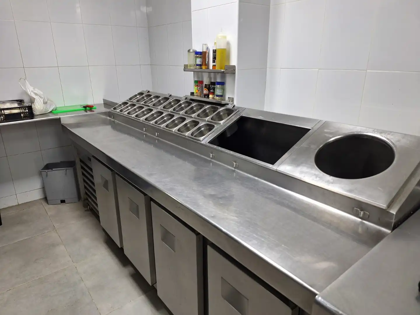 Local comercial en traspaso en La Gavarra, imagen 17