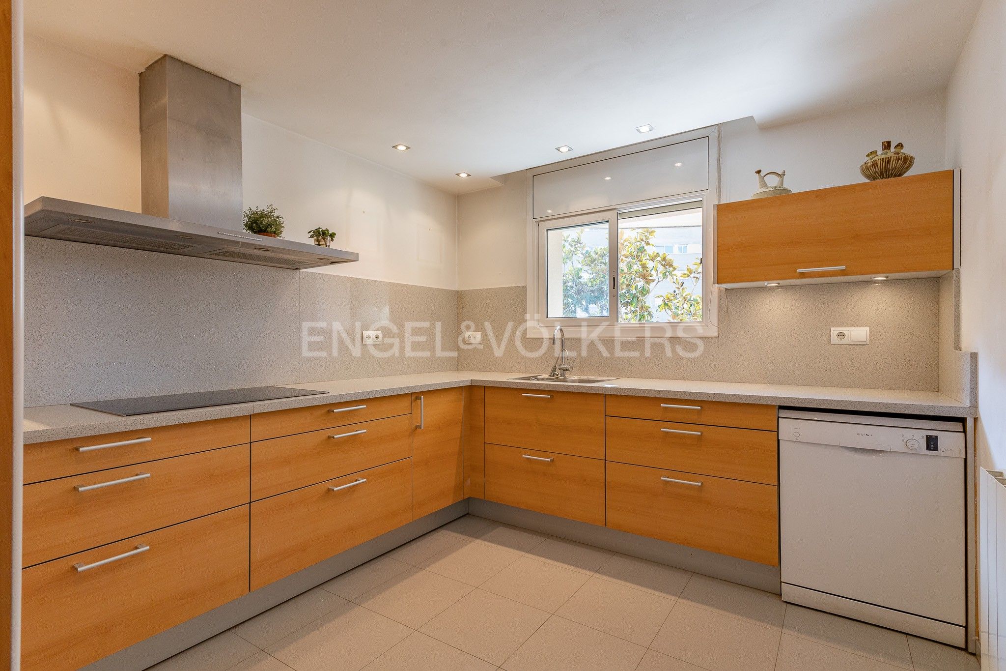 Cuina de Apartament en venda en Terrassa amb Aire condicionat, Calefacció i Balcó