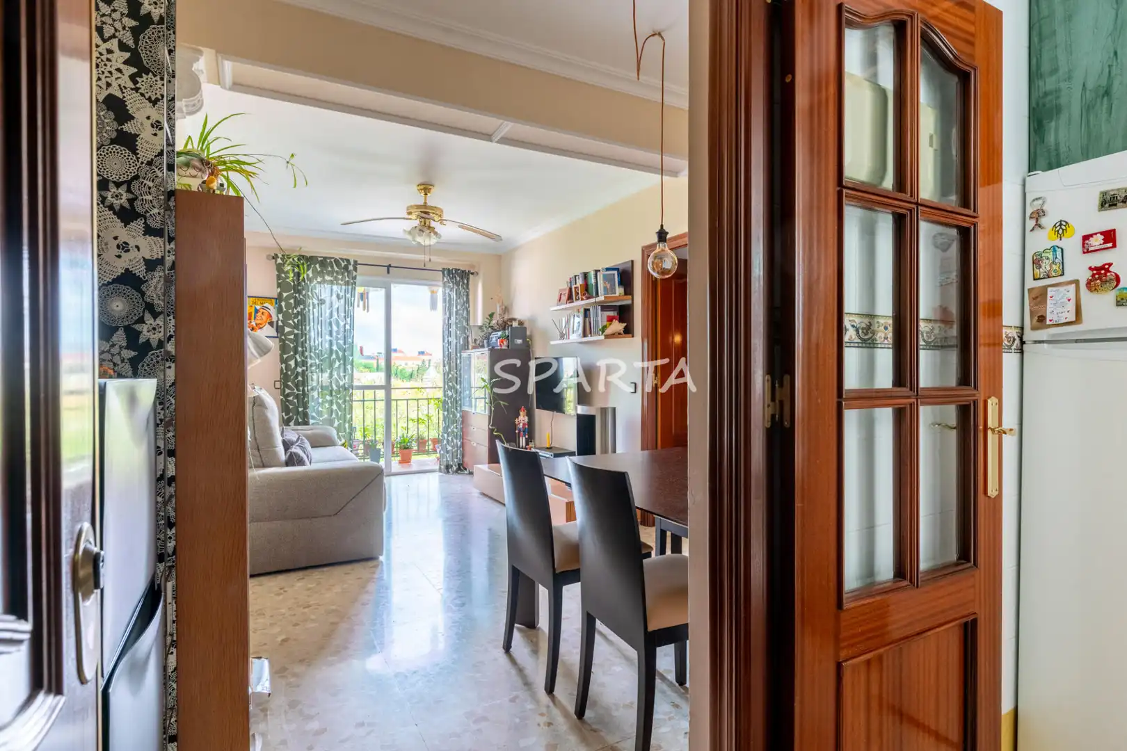 Comedor de Piso en venta en Castilleja de la Cuesta con Aire acondicionado, Horno y Microondas
