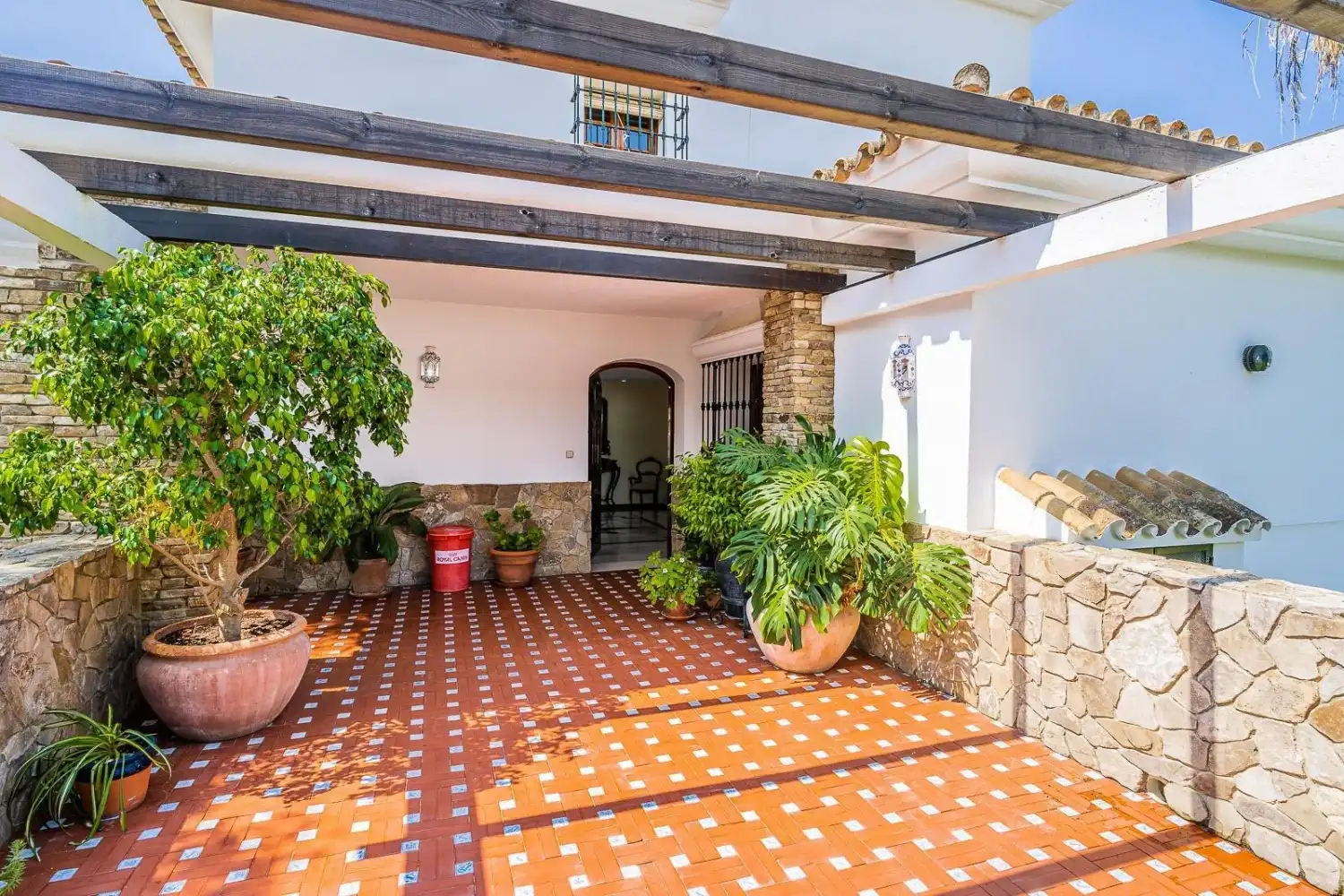 Terrace of Houses for sale in Chiclana de la Frontera  with Air Conditioner, Private garden and Storage room