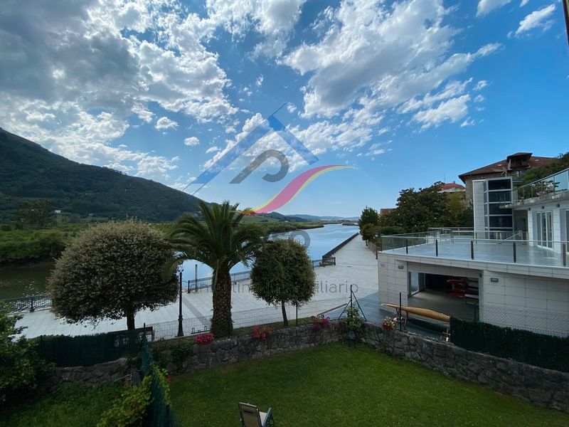 Exterior view of Flat for sale in Limpias  with Heating, Parquet flooring and Terrace