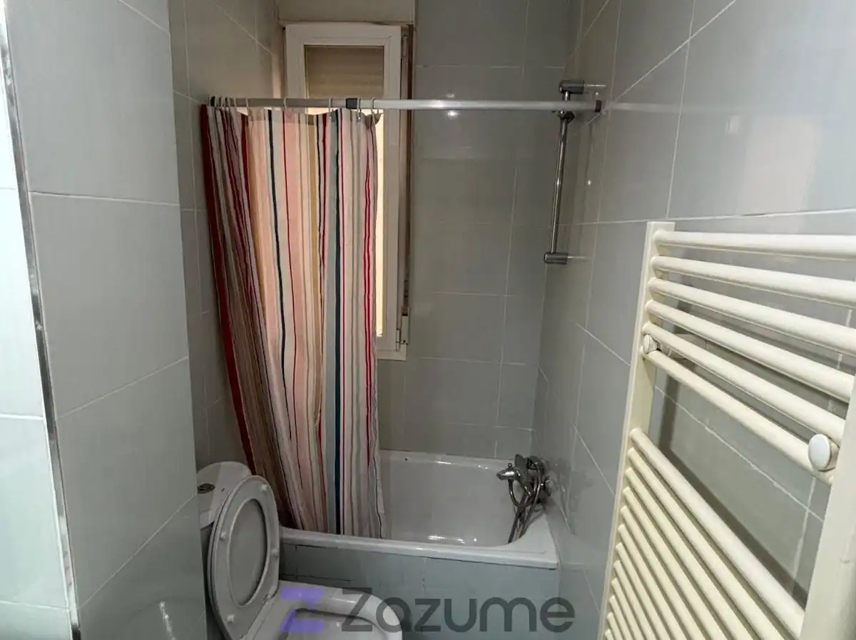 Bathroom of Apartments for rent in Burgos  with Heating, Furnished and Oven