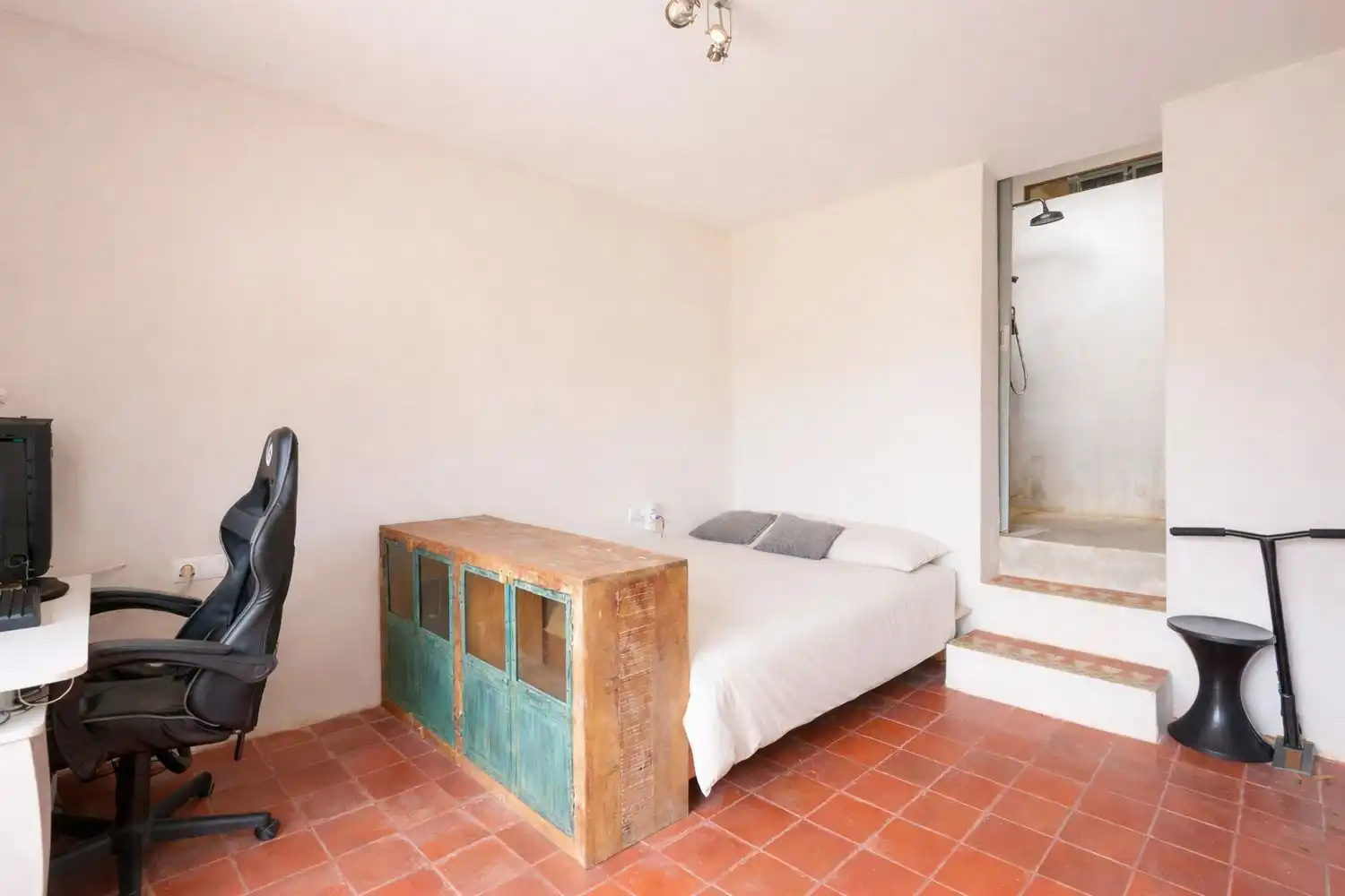 Dormitori de Casa adosada en venda en Alicante / Alacant amb Aire condicionat, Jardí privat i Terrassa