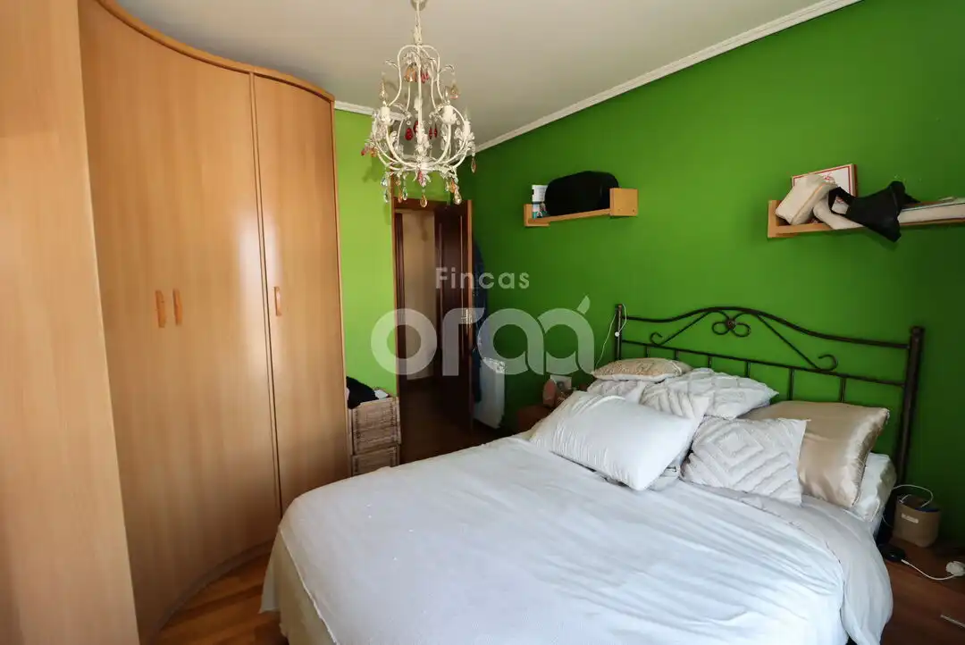 Habitación de Dúplex en venta en Santurtzi  con Calefacción, Terraza y Amueblado
