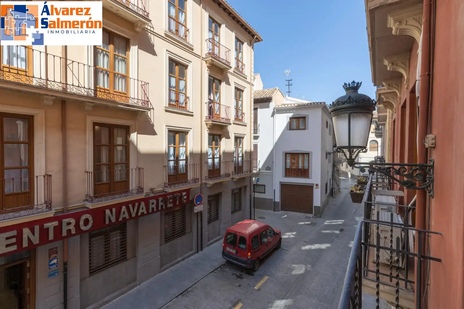 Vista exterior de Piso en venta en Granada