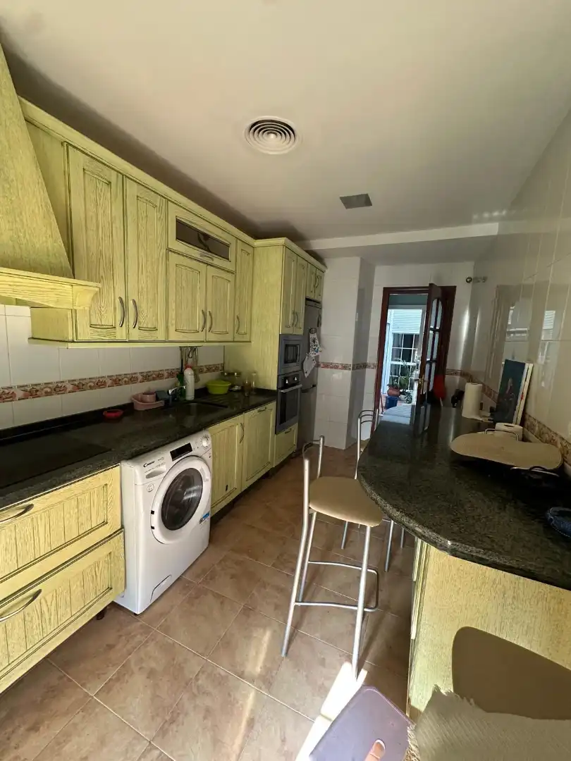 Cocina de Piso en venta en Córdoba con Aire acondicionado, Calefacción y Horno