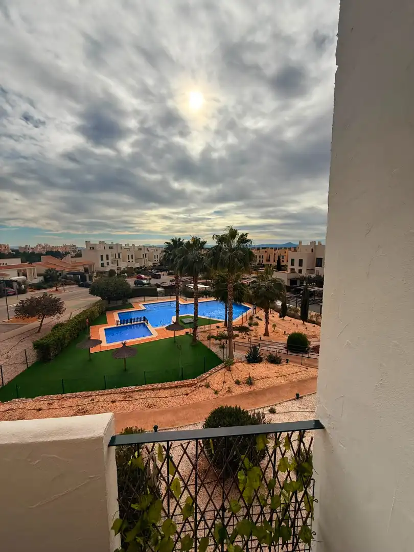 Schwimmbecken von Wohnungen zum Verkauf in Murcia mit Klimaanlage, Heizung und Möbliert