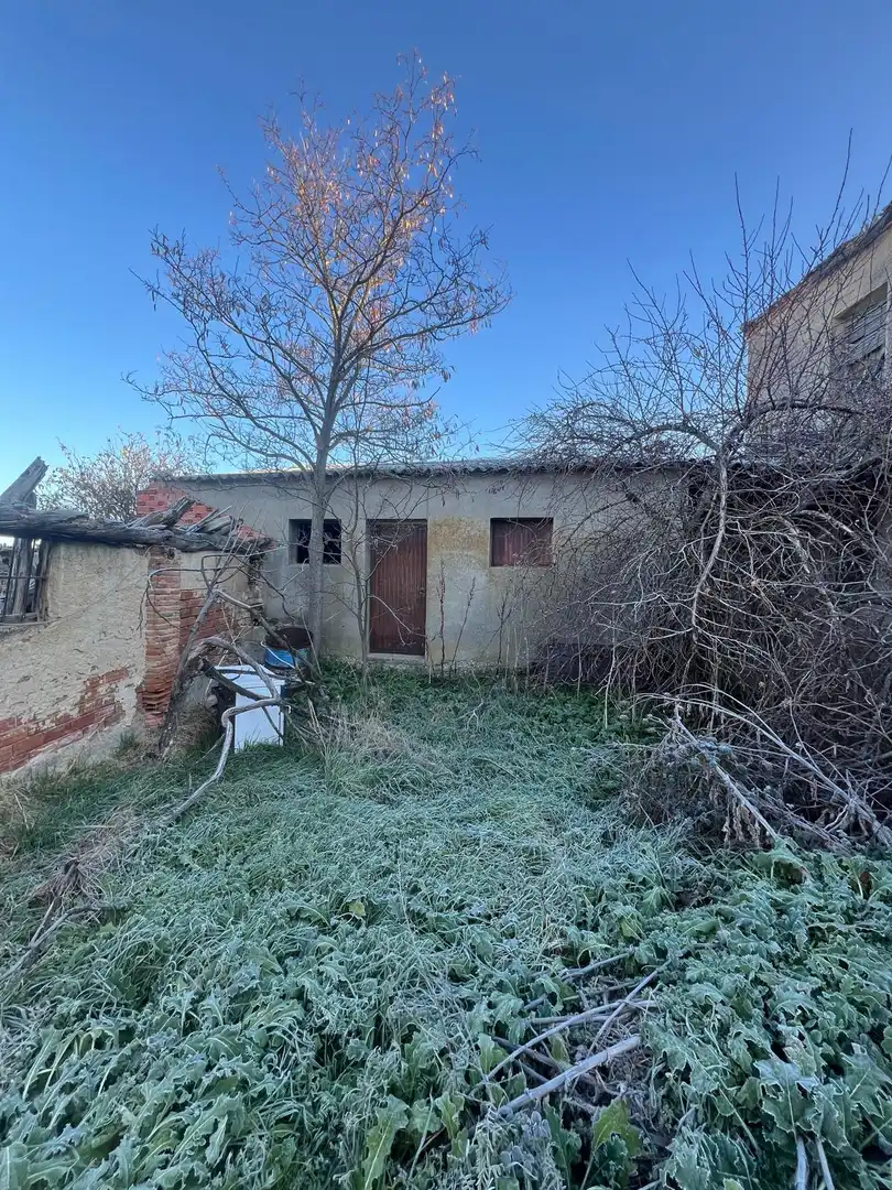 Country homes for sale in Santa María la Real de Nieva  with Private garden and Storage room