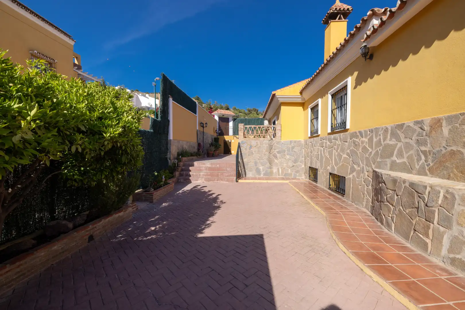 Exterior view of Houses for sale in Málaga  with Air Conditioner, Heating and Private garden