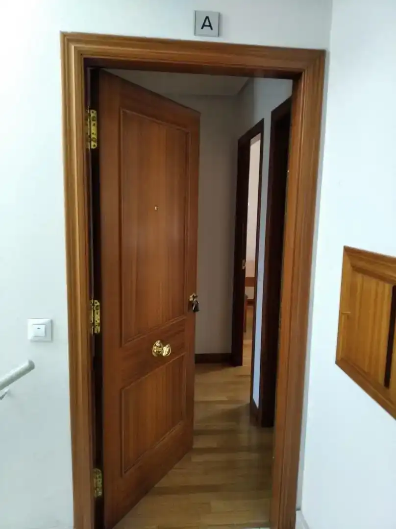 Pis en venda en Villaturiel amb Parquet, Traster i Moblat