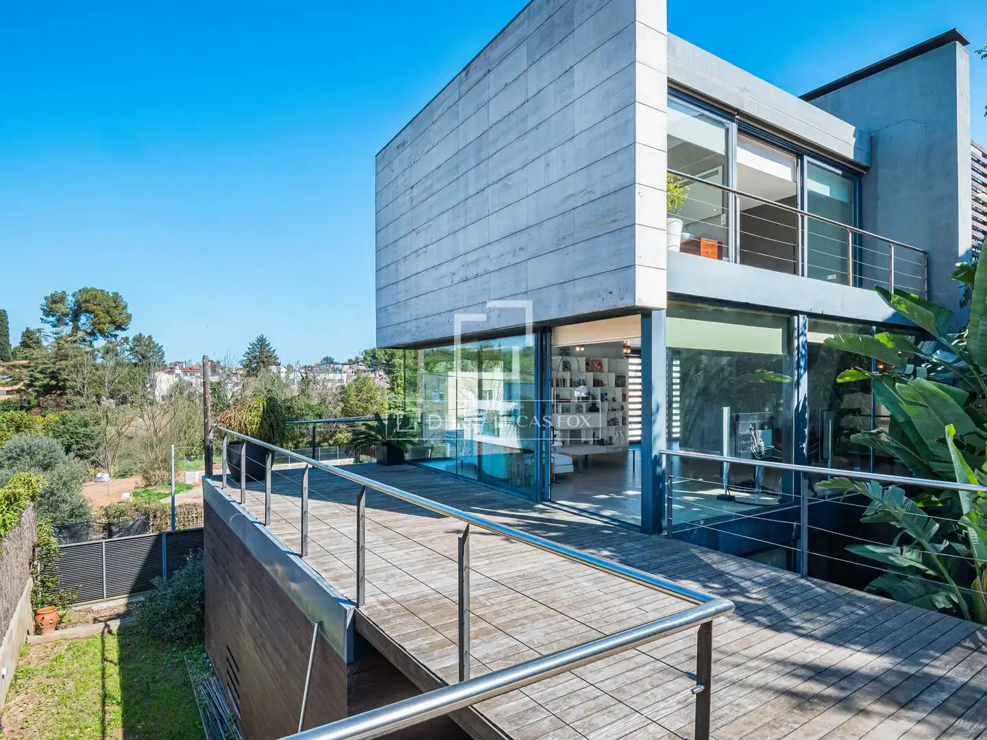 Vista exterior de Casa o xalet en venda en Sant Cugat del Vallès amb Aire condicionat, Calefacció i Terrassa