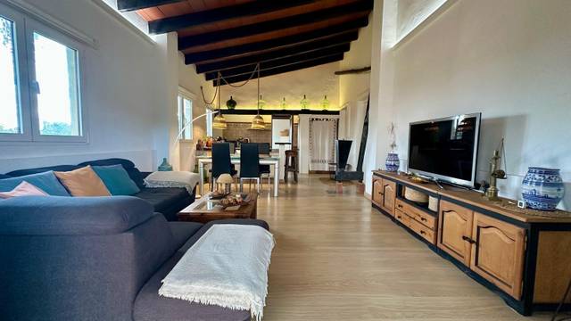 Finca rústica en Alquiler en Llubí