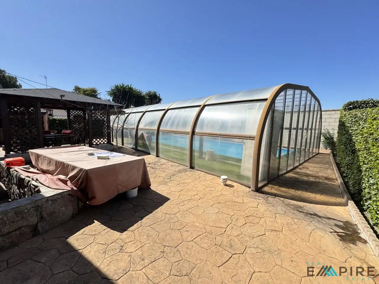 Piscina de Casa o xalet en venda en Serranillos del Valle amb Aire condicionat, Calefacció i Jardí privat