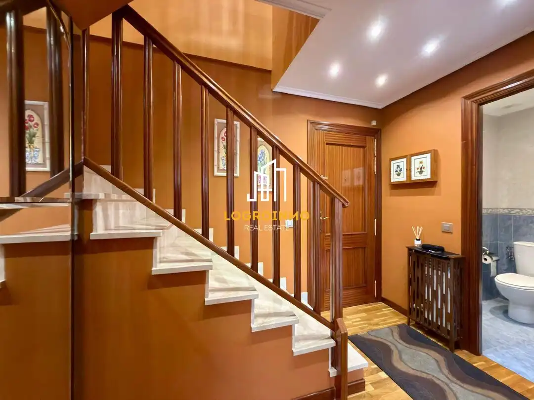 Flat for sale in  Logroño  with Heating, Storage room and Swimming Pool