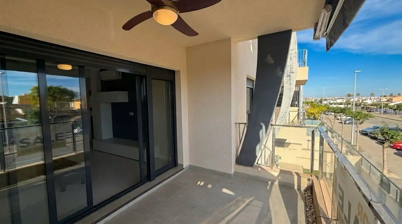 Piso con piscina en alquiler en Pueblo Latino, imagen 8