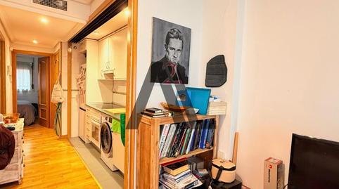 Foto 2 de Piso en venta en Calle Genciana, Valdeacederas,  Madrid Capital