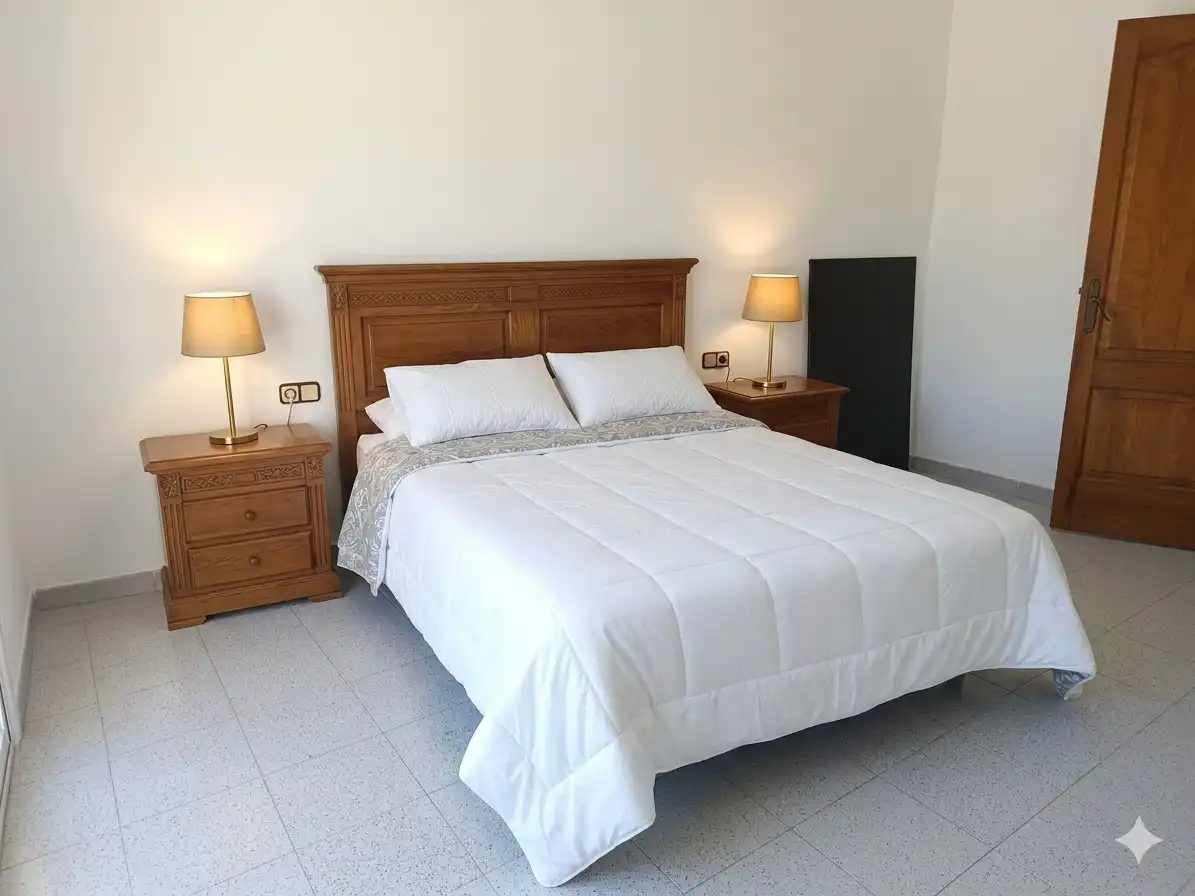 Habitación de Casa o chalet en venta en Vilanova i la Geltrú con Calefacción, Terraza y Trastero