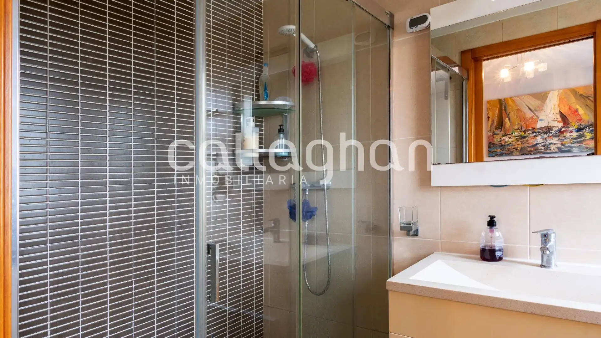 Baño de Casa adosada en venta en El Real de Gandia con Aire acondicionado, Calefacción y Piscina