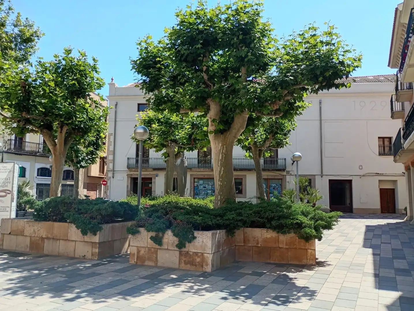 Außenansicht von Gebäude zum Verkauf in Vila-seca