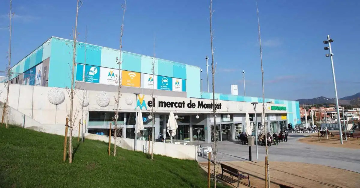 Vista exterior de Piso en venta en Montgat con Calefacción, Parquet y Terraza