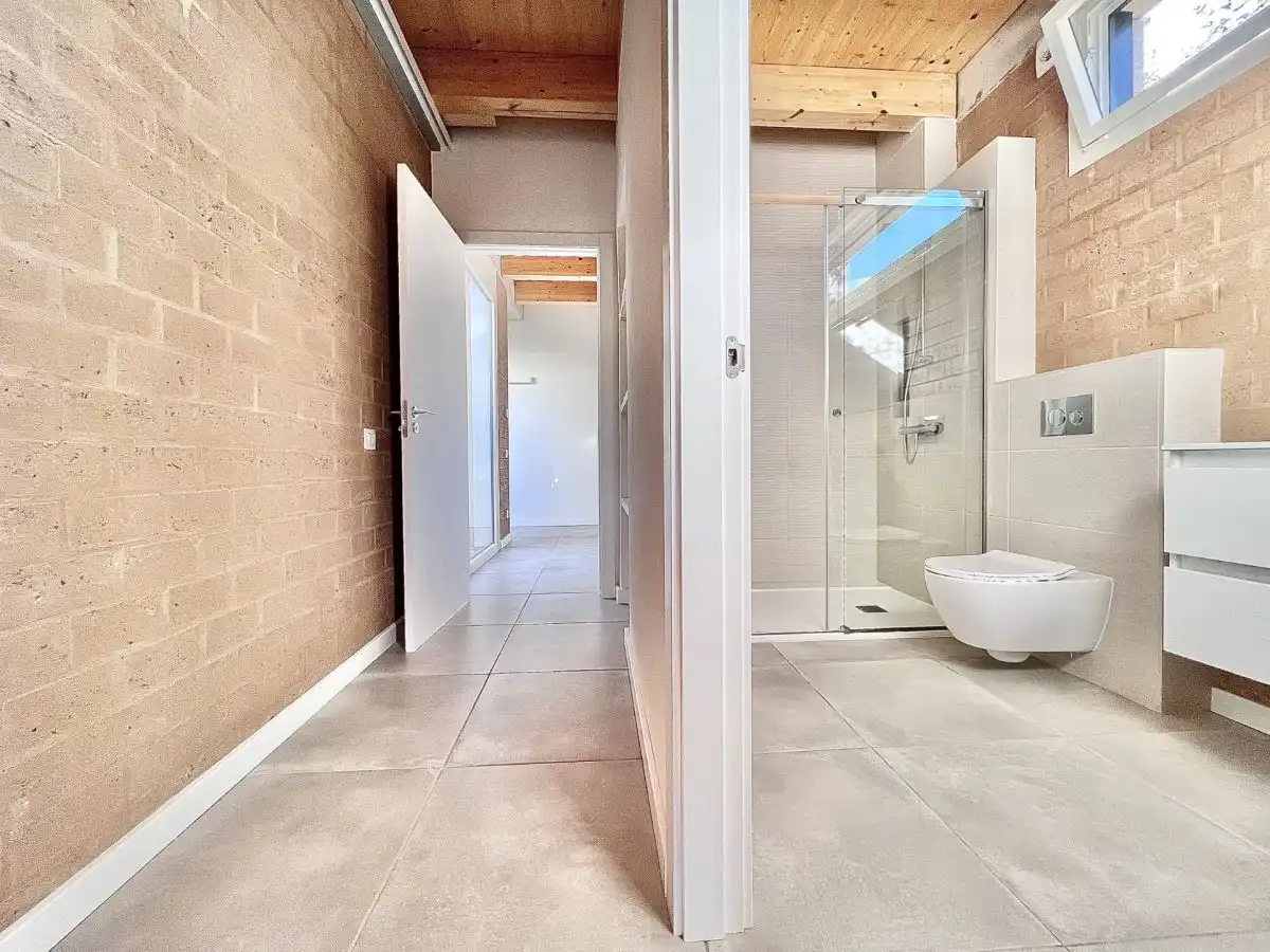 Bathroom of Houses for rent in Matadepera