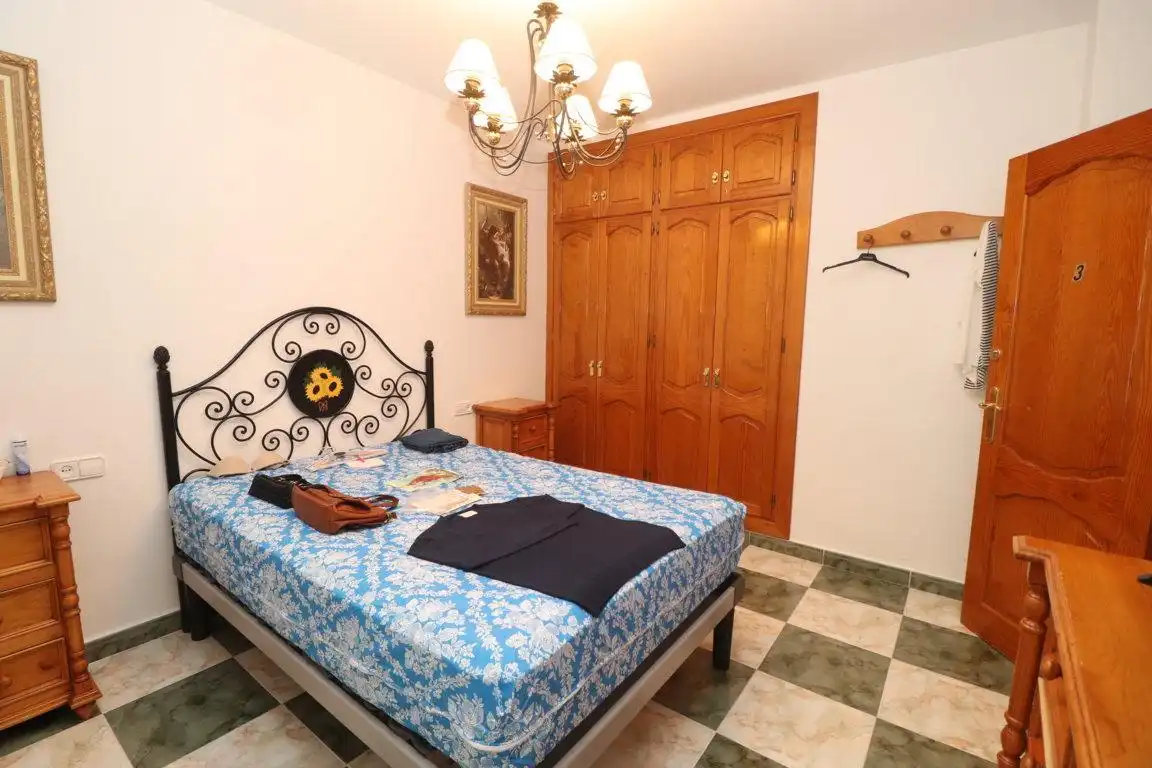 Habitación de Casa o chalet de alquiler en Guaro con Jardín privado, Terraza y Trastero
